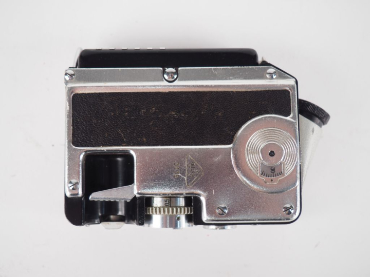 GOERZ MINICORD. Appareil photographique miniature n°3438 avec objectif