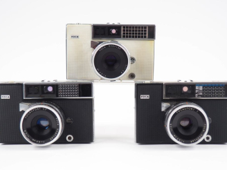 Vente aux enchères FOCA. Lot de trois appareils photographiques : - FOCAPSORT I n° 1.0300