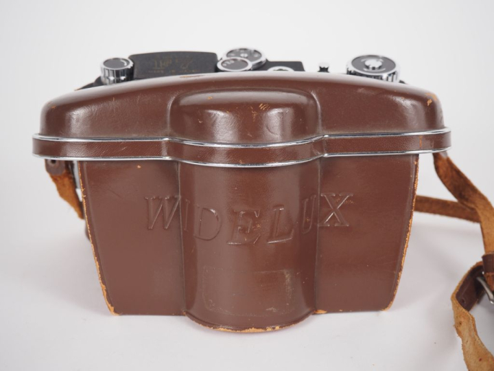 PANON WIDELUX F7. Appareil photographique panoramique n°348728 avec ob