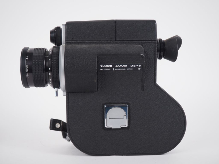 CANON ZOOM DS-8. Caméra n°102649 avec objectif C-8 1:1.4/7.5-60 n°1022