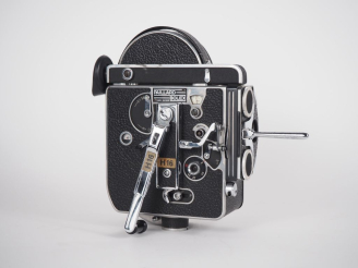 Vente aux enchères PAILLARD BOLEX. Caméra H16 REFLEX avec quatre objectifs SOM BERTHIOT :