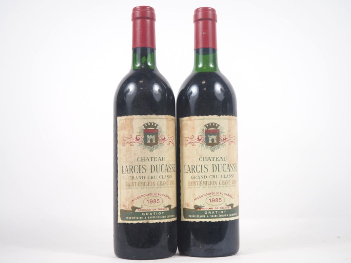 2 BOUTEILLES CHÂTEAU LARCIS DUCASSE GCC ST ÉMILION GC - 1985 - 1 LB/1 
