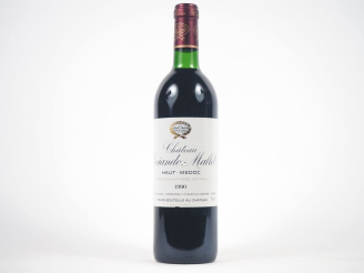 Vente aux enchères 1 BOUTEILLE CHÂTEAU SOCIANDO MALLET HAUT MÉDOC - 1990 - BG 