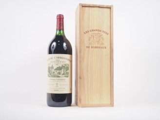 Vente aux enchères 1 MAGNUM CHÂTEAU CARBONNIEUX GCC GRAVES - 1992 - CBO 