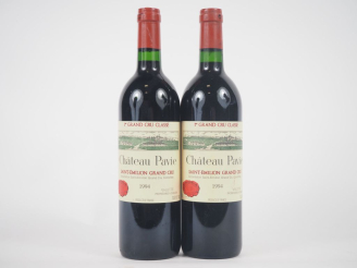 Vente aux enchères 2 BOUTEILLE CHÂTEAU PAVIE 1er GCC ST ÉMILION - 1994