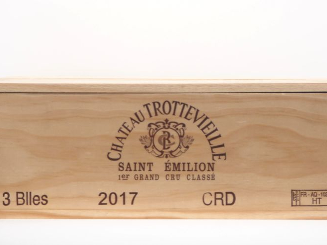 3 BOUTEILLES CHÂTEAU TROTEVIEILLE 1er GCC ST ÉMILION - 2017 - CBO