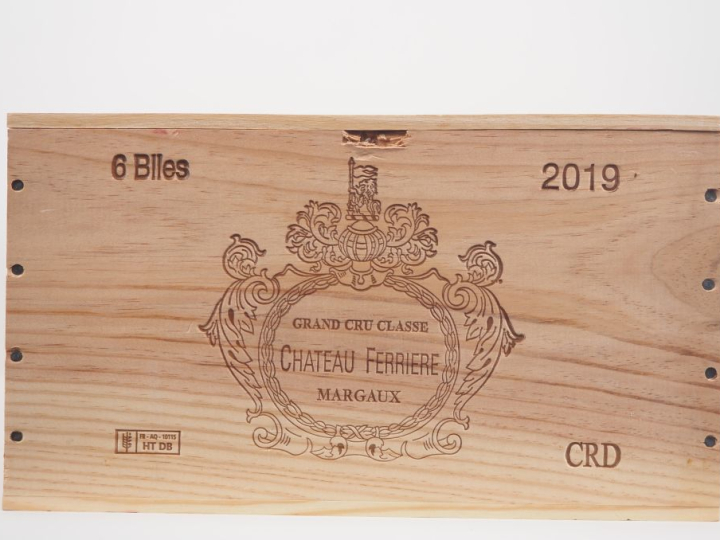 6 BOUTEILLES CHÂTEAU FERRIÈRE GCC MARGAUX - 2019 - CBO