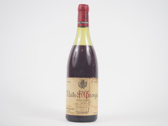 Vente aux enchères 1 BOUTEILLE NUITS ST GEORGES VAUCHÈR PÈRE ET FILS - 1981 - NIVEAU BAS 