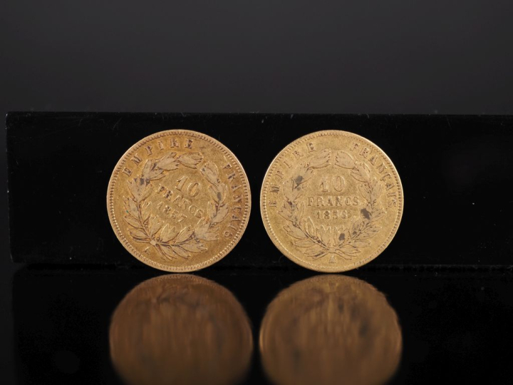 Deux pièces de 10 Francs or, 1856-A et 1857-A.  FRAIS ACHETEURS 10% HT