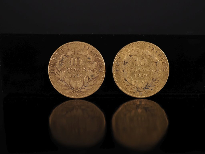 Deux pièces de 10 Francs or, 1864-A et 1866. FRAIS ACHETEURS 10% HT.