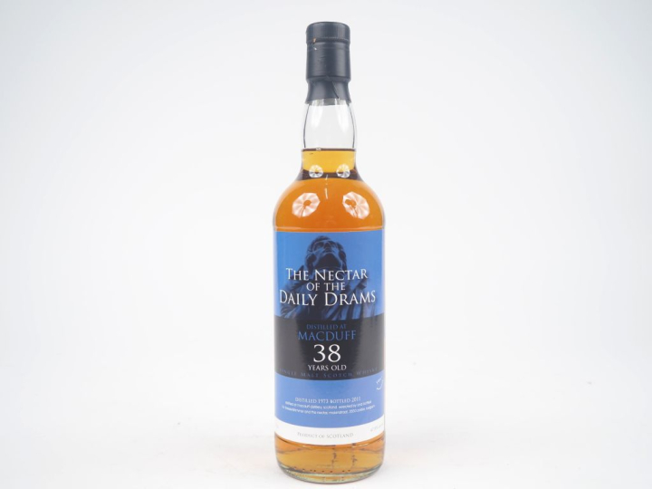 MACDUFF 38 YEARS THE NECTAR OF THE DAILY DRAMS DISTILLED : 1973 - BOTT