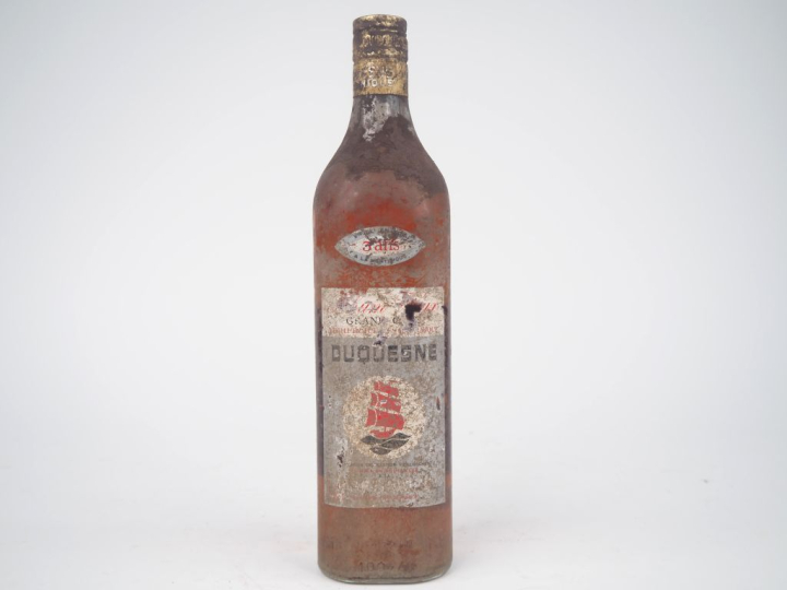 1 VIEILLE BOUTEILLE (1 L) RHUM DUQUESNE "3 ANS" 45 % - BS