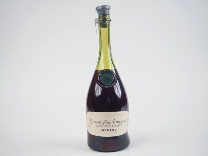1 BOUTEILLE ARMAGNAC GRANDE FINE "TRÈS VIELLE RÉSERVE" JANNEAU - BOUCH