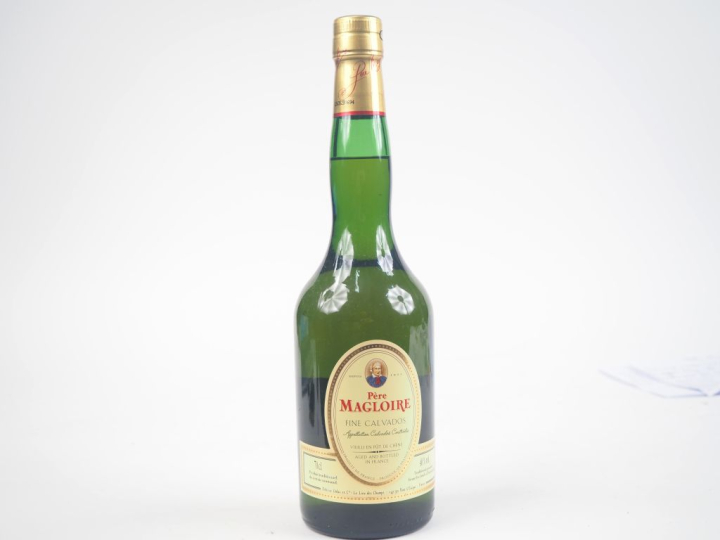 1 BOUTEILLE FINE CALVADOS PÈRE MAGLOIRE 