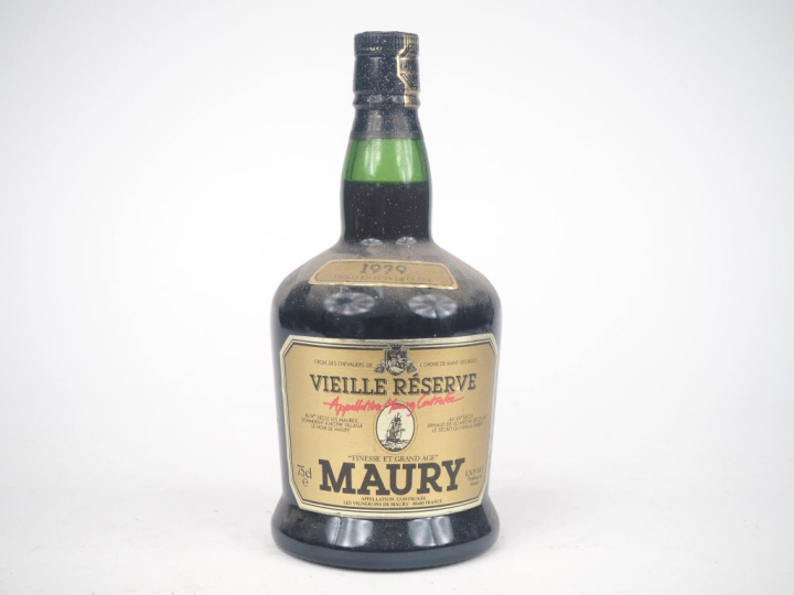 1 BOUTEILLE MAURY "VIEILLE RÉSERVE" - 1979