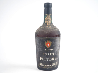 Vente aux enchères 1 BOUTEILLE PORTO PITTERS - 1963 - BS 