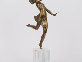 Vente aux enchères GUIRANDE. "danseuse Art Déco" Sculpture en bronze Signée H. 35 cm