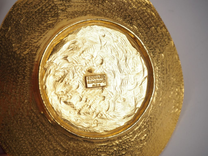 Edouard RAMBAUD.  6  tasses et sous tasses et cuillères en porcelaine 