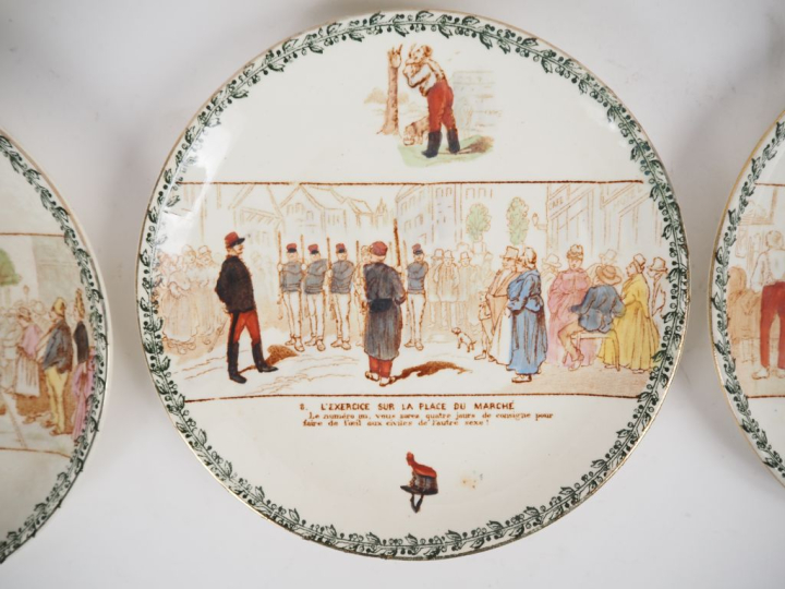 CHOISY LE ROI.  10 assiettes en faience fine, décor imprimé de la vie 