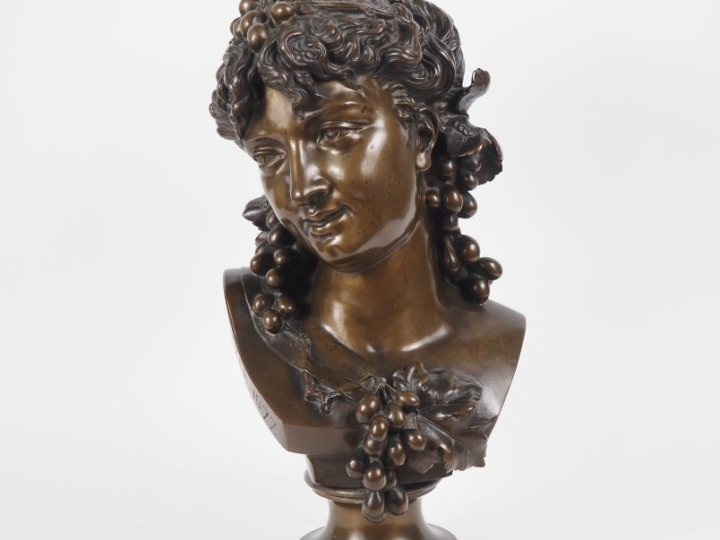 JC de BLEZER.  "portrait de Bacchanale en buste" Sculpture en bronze S