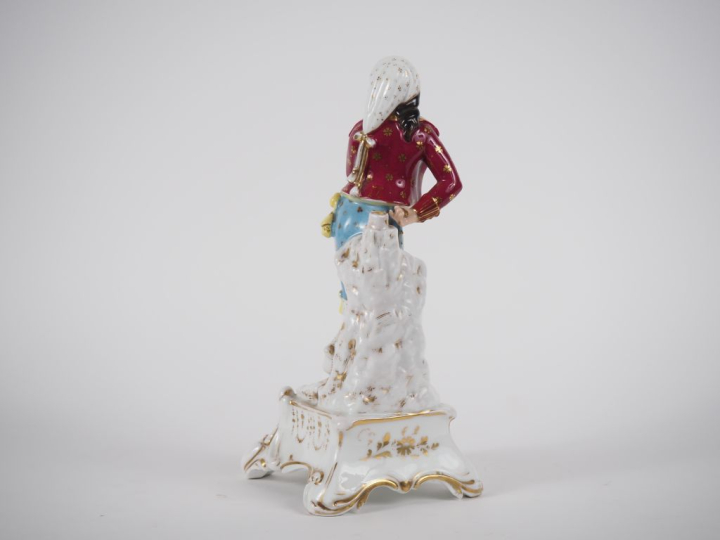 Porte plumes Napoléon III en porcelaine de Paris, à décor de gentilhom