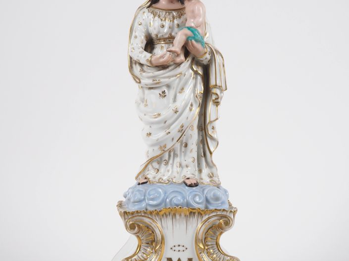 Sujet Napoléon III en porcelaine polychrome de Paris "Vierge à l'enfan