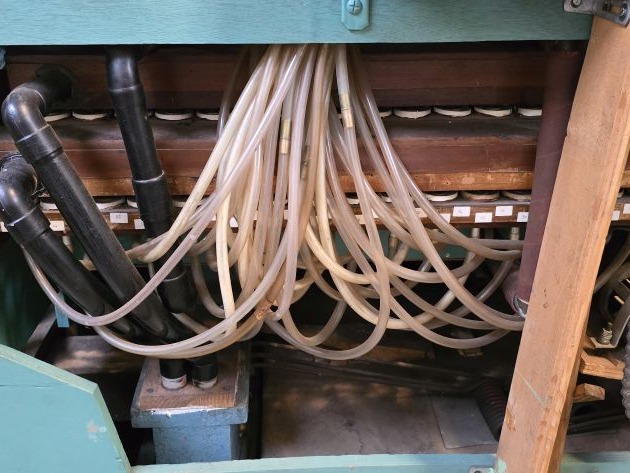 Orgue automatique de danse, 84 touches reconstruit à partir d’éléments