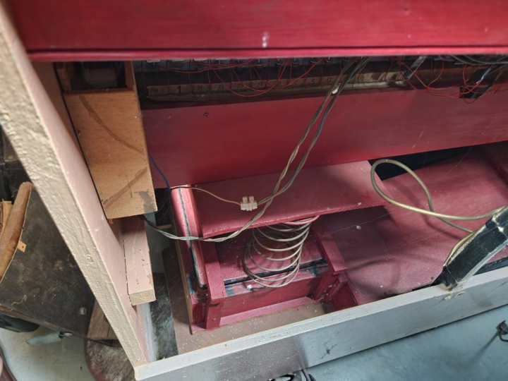 Orgue automatique de danse, 84 touches reconstruit à partir d’éléments