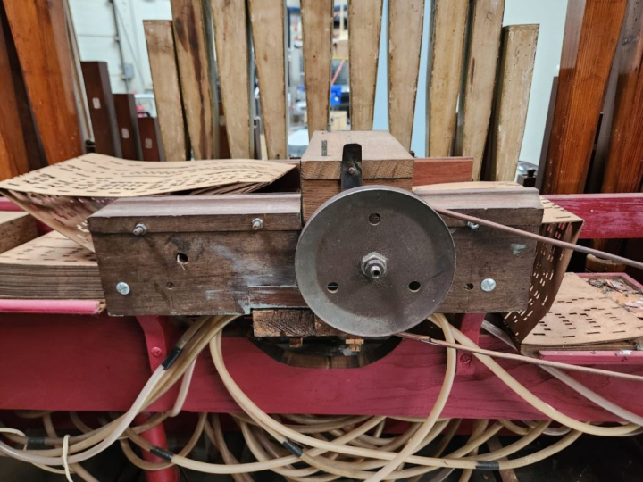 Orgue de foire 49 touches, reconstruit à partir d’éléments anciens d’o