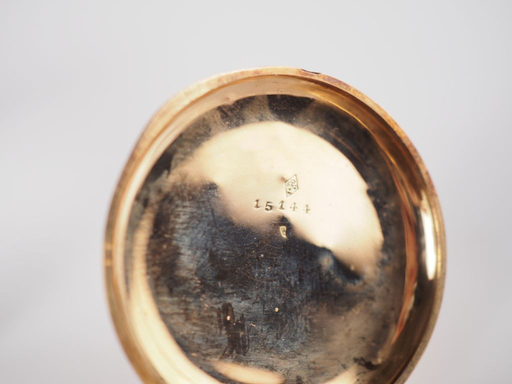 Montre de gousset Napoléon III en or jaune 750.  Cadran à chiffres rom