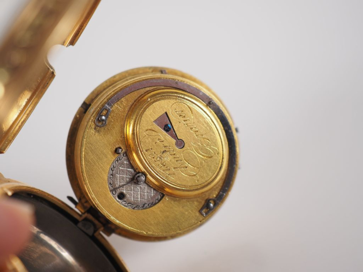 André BRAZIER N°8521 Montre de gousset en or jaune 750.  Cadran à chif