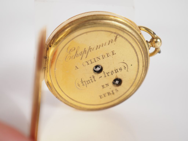Montre de gousset en or jaune 750.  Cadran à chiffres romains pour les