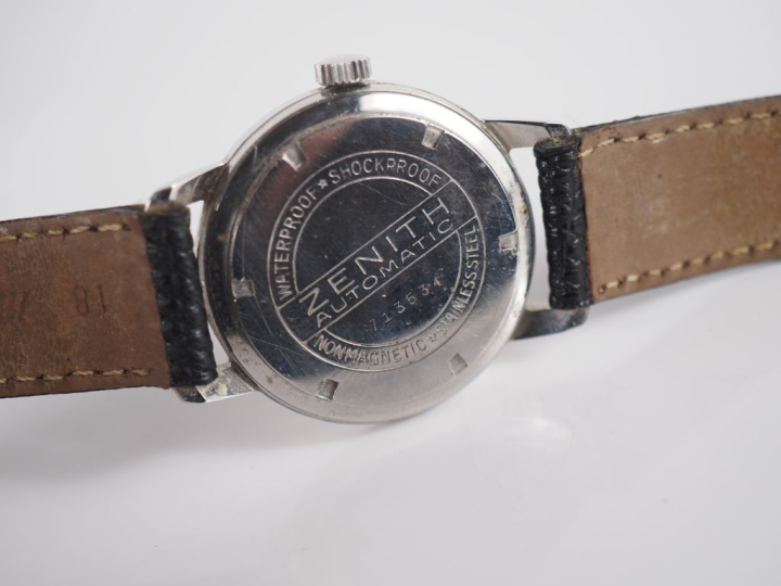 ZENITH, Automatic Montre bracelet en acier.  Cadran rond à chiffres ar