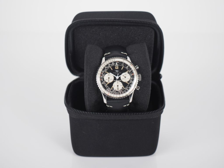 BREITLING, Navitimer Ref. 806 Montre bracelet en acier.  Boitier rond,