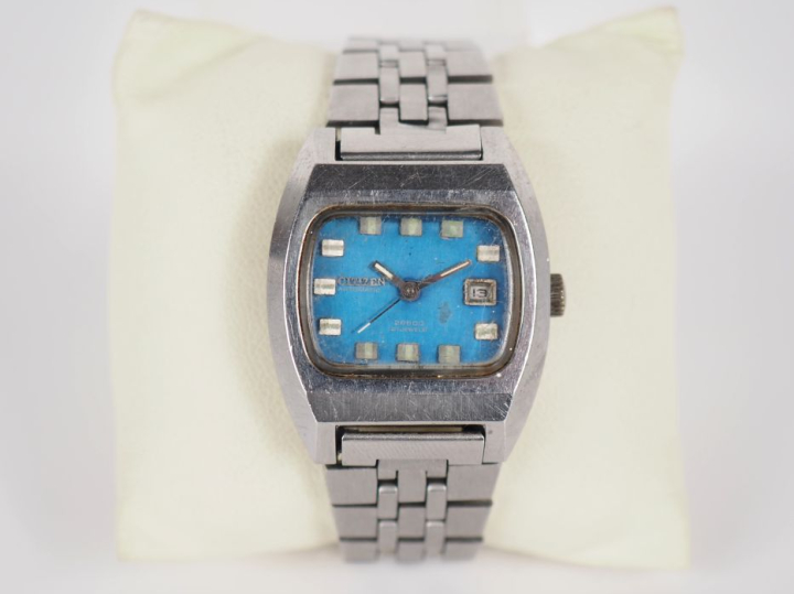 CITIZEN, Automatic Ref. 6900 Montre bracelet en acier.  Cadran à bords