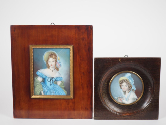 Vente aux enchères J. LERY. "Portraits de jeunes filles". Deux miniatures signées. Diam. 