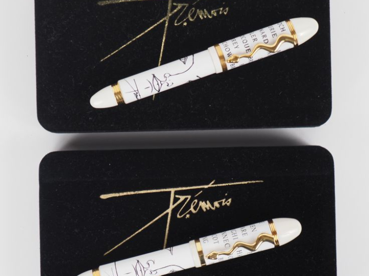 Pierre-Yves TREMOIS. Stylo plume et stylo bille "Himalaya", dans leur 