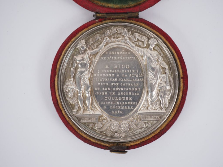Médaille en argent 925 à l'effigie de Louis Philippe I Roi des Françai