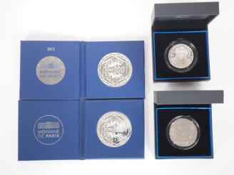 Vente aux enchères Ensemble de pièces de collection en argent dont :  - Pièce de 20 euros