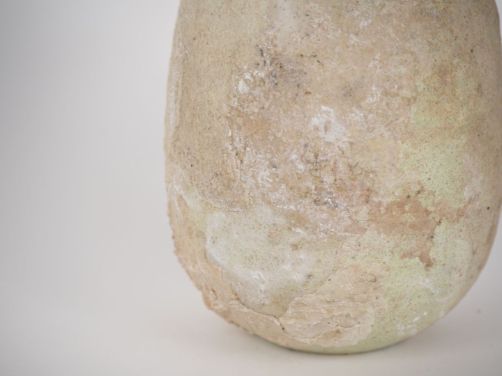 Céramique romaine. Cruche piriforme en céramique beige. 18 cm Expert :