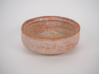 Vente aux enchères Céramique romaine. D. 12,5 cm. Expert : Jean-Sylvain Caillou, EI.