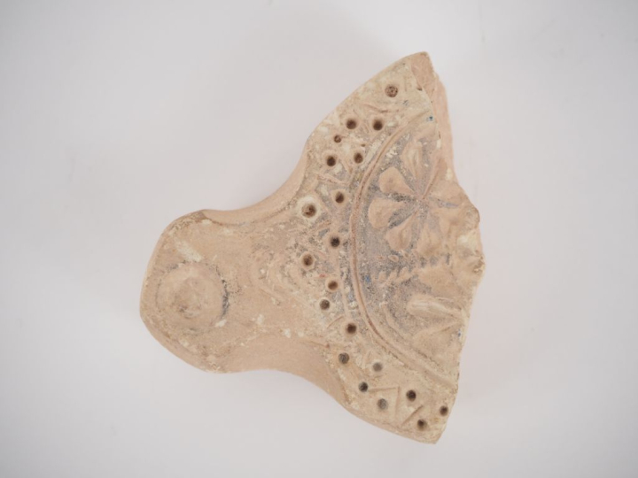 Fragment de matrice pour fabriquer un moule de lampe à huile. 7 cm Exp