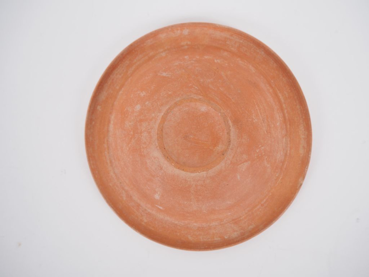 Céramique sigillée. Coupelle à bord plat. II-IVe s. apr. J.-C.D. 16 cm