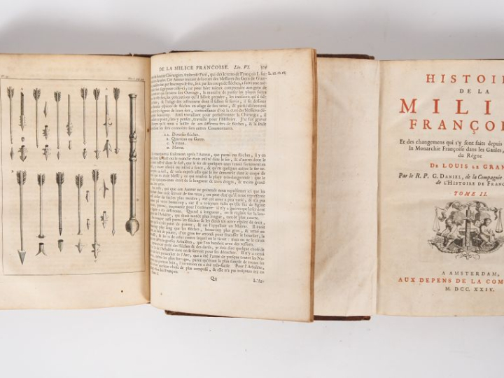 DANIEL (Gabriel). HISTOIRE DE LA MILICE FRANÇOISE. Amsterdam, Aux Dépe