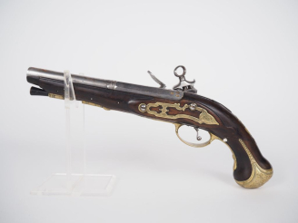Vente aux enchères Pistolet à silex d’officier espagnol. Canon rond, à pans au tonnerre, 