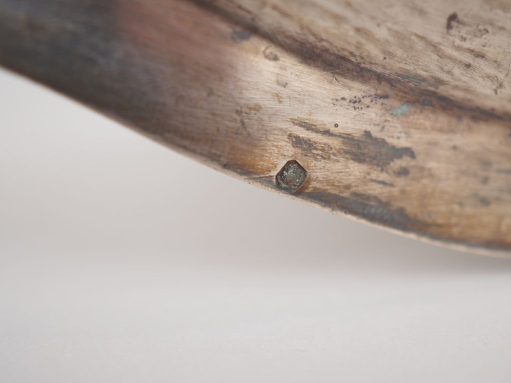 Ravissante saucière de style Louis XV en argent 925, poinçon Minerve, 