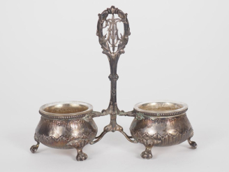 Vente aux enchères Saleron double de style Louis XV en argent 925, poinçon Minerve, à déc