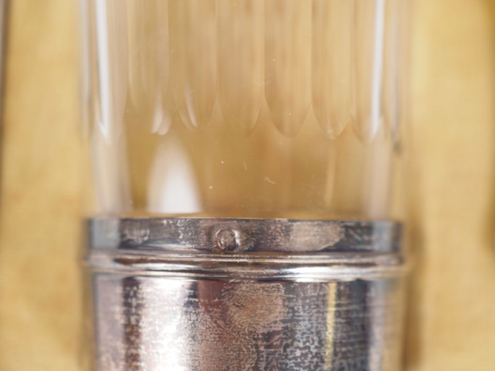 Verre à eau en cristal monture argent 925, poinçon Minerve, et sa cuil