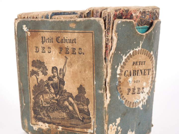 Petit cabinet des fées Paris chez Delarue librairie quai dens Augustin