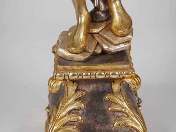 Lampadaire porte torchère de style vénitien en bois polychrome en form